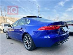 جاكوار XF